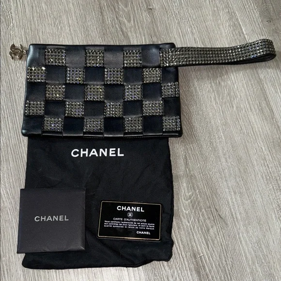 RARE CHANEL Leather Woven Strass Black Checkered Clutch Wristlet Vintage Evening - Picture 2 of 13